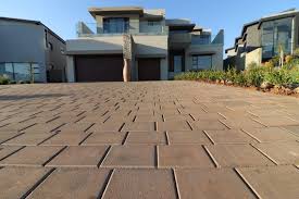 Best Asphalt Driveway Installation  in Williamsburg, FL